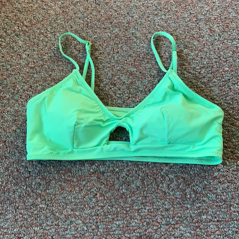 Cupshe bikini set - Picture 5 of 10